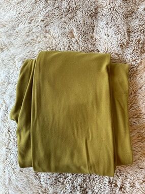 Lululemon High-Waist Olive Green/Dark Yellow Align Leggings 25 inch